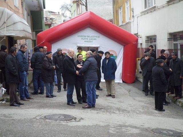 İlkadım Belediyesinin Cenaze Hizmetleri Taktir Topluyor