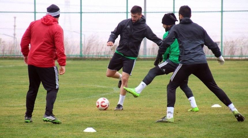 Şanlıurfaspor&rsquo;da Hazırlıklar S&uuml;r&uuml;yor