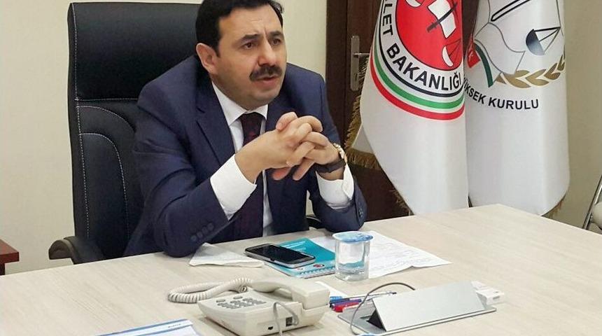 Su&ccedil;a S&uuml;r&uuml;klenen &Ccedil;ocuklara Karne Hediyesi