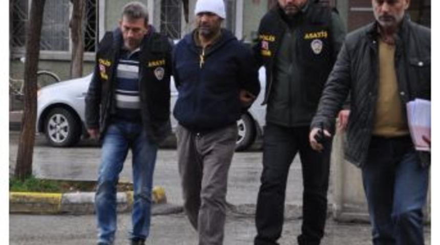 Cezaevinden Firar Edip Kamyonet &Ccedil;alan Zanlı Adliyeye Sevk Edildi