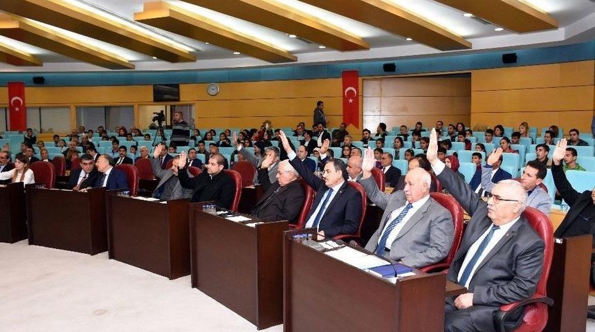 Tarsus Belediye Meclisi Yılın İlk Toplantısını Ger&ccedil;ekleştirdi