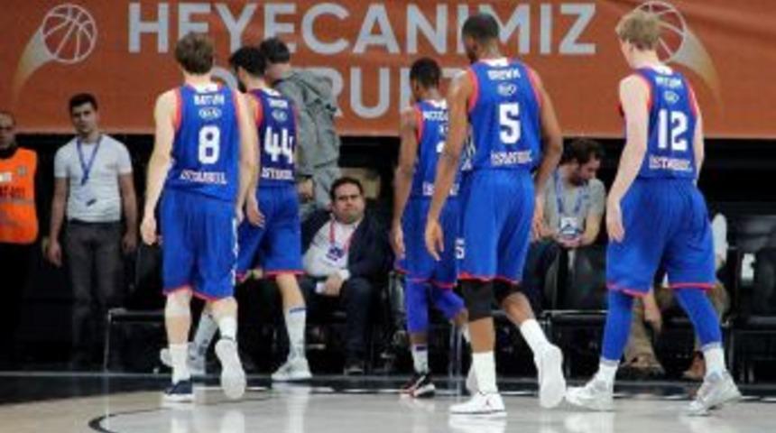 Anadolu Efes, Panathinaikos Deplasmanında