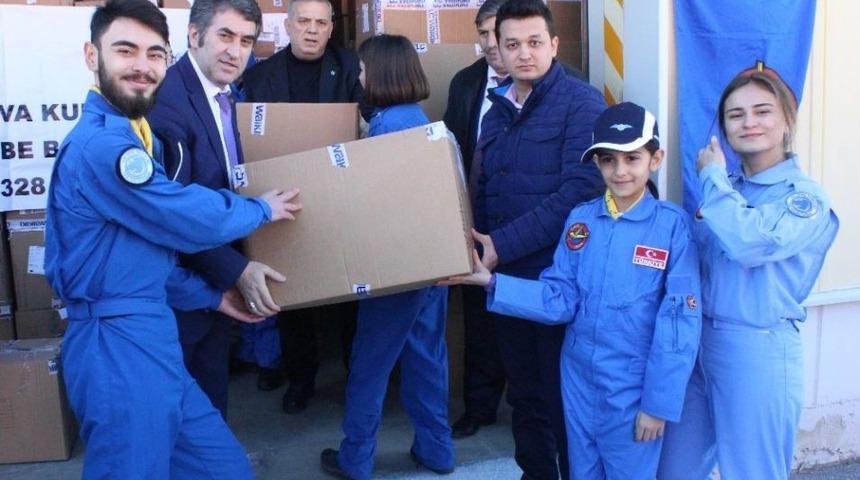 T&uuml;rk Hava Kurumu Binlerce &Ouml;ğrenciye Kıyafet Yardımı Yaptı
