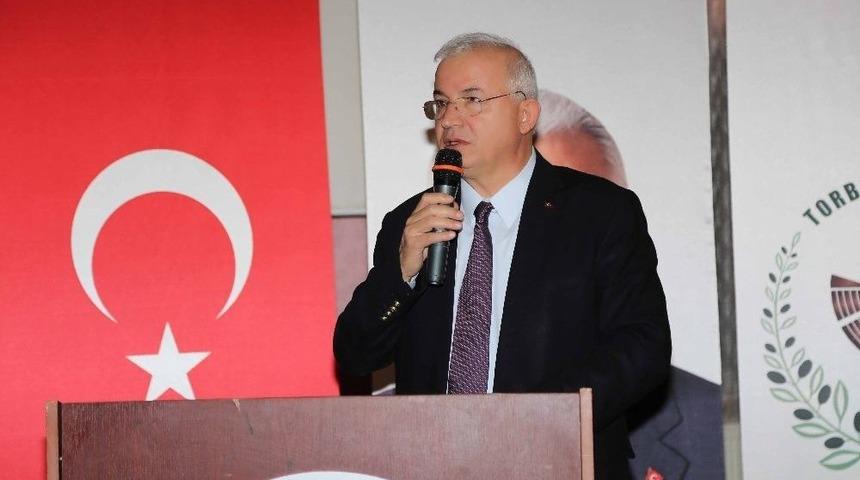 Başkan G&ouml;rmez, Muhtarlara 4 Yılını Anlattı