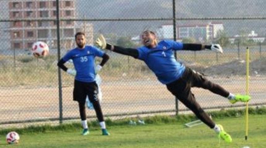 Kaleci Aydın, Sultanbeyli&rsquo;ye Kiralandı