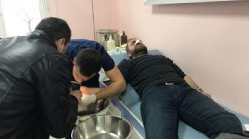 &Ouml;ğretmenleri Taşıyan Servisin Takla Atması