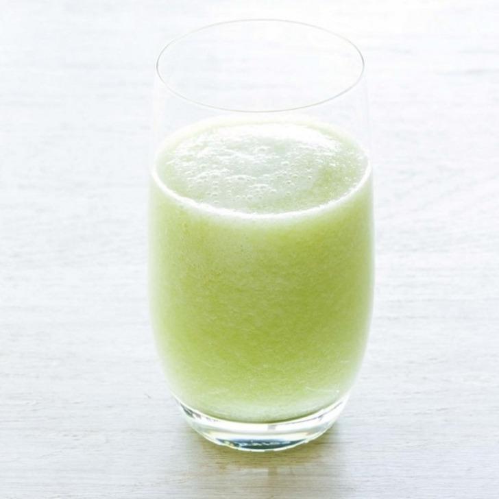 Fesleğenli ve kavunlu smoothie