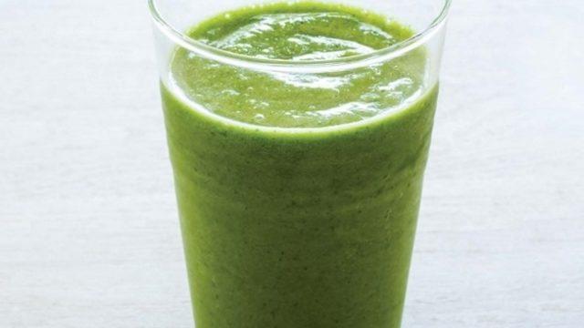 Sabah Hızlıca Hazırlayıp İşe Giderken Yolda İçebileceğiniz, Düşük Kalorili 5 Smoothie Tarifi