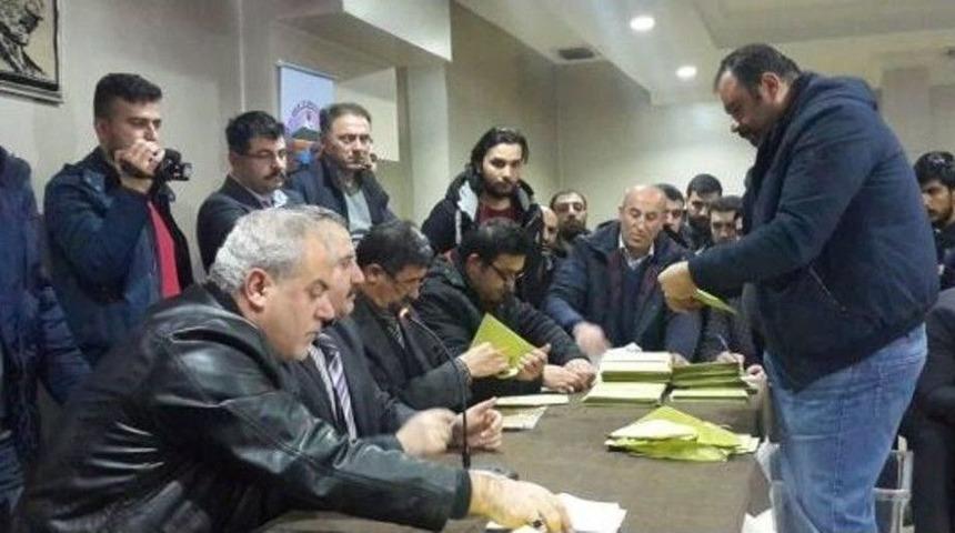 Tatvan Eso&rsquo;da Yeni Başkan Sağnı&ccedil; Oldu