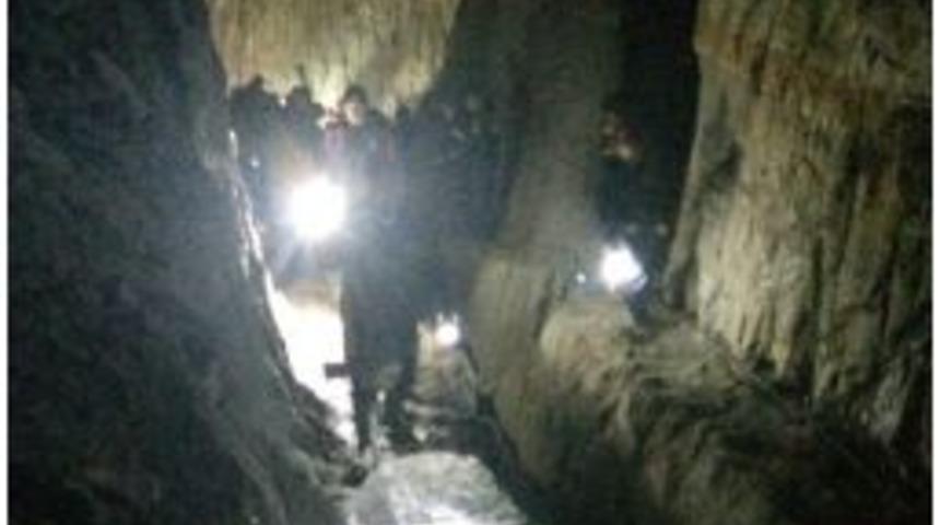 &Ccedil;eşme Yaparken &Uuml;zerine Kaya D&uuml;şerek Hayatını Kaybetti