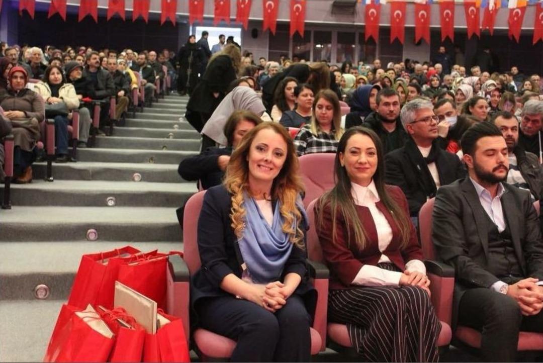 &Ccedil;orlu&rsquo;da Ak Kadınların Yeni Başkanı Arıcan Oldu