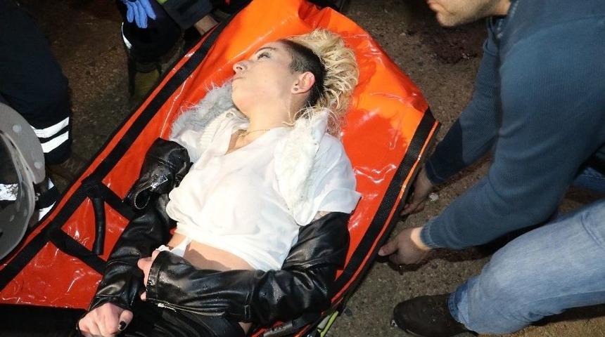 Gen&ccedil; Kadın Seyir Halindeki Taksiden Atladıktan Sonra K&ouml;pr&uuml;den Nehre Atlayarak İntihara Kalkıştı