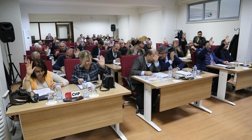 Hakkeri&rsquo;deki Efeler&rsquo;e &rsquo;efeler&rsquo; B&uuml;st&uuml;