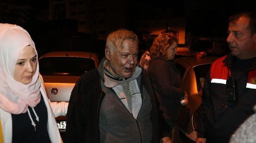 Elektrikli Battaniyeden &Ccedil;ıkan Yangında Ev K&uuml;l Olurken Bir Kişi Dumandan Etkilendi