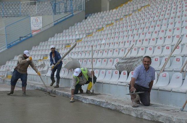 Büyükşehir Statta Hummalı Çalışıyor