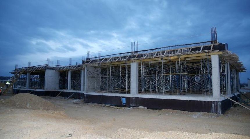 Yeni Hal Kompleksi&rsquo;nin &Uuml;zeri Kapatılıyor