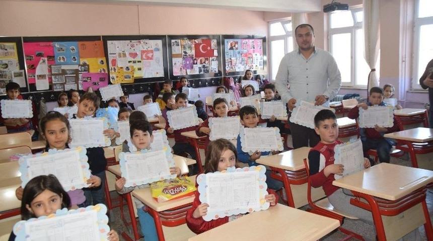 Şuhut&rsquo;ta Karne Sevinci