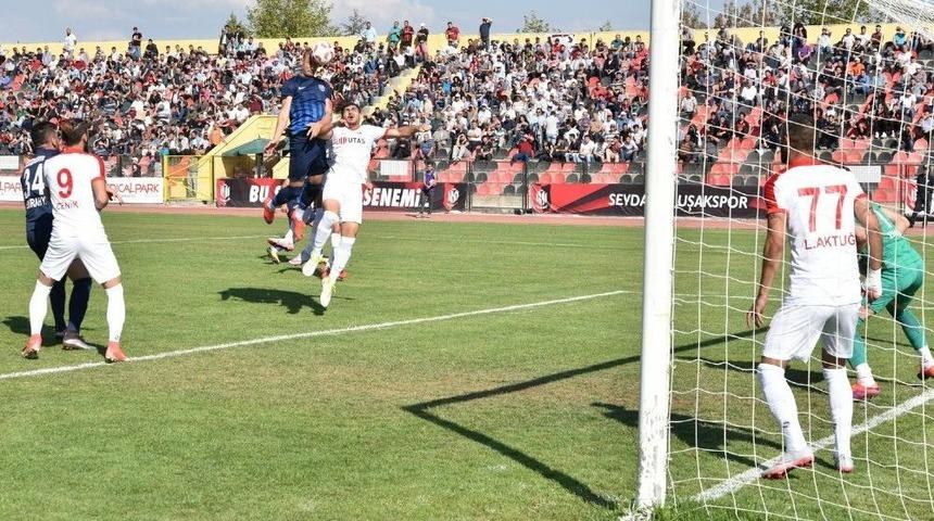 Tff 3. Lig: Utaş Uşakspor: 3 - Elaziz Belediyespor: 0