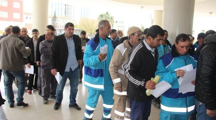 Şanlıurfa’da Taşeron İşçilerin ’kadro Evrakları’ Kuyruğu