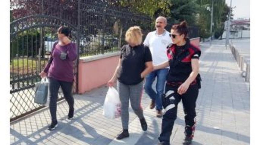 Fuhuş Yapan &Uuml;&ccedil; Yabacı Uyruklu Kadın Yakalandı
