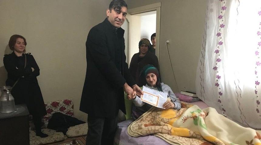 Karnesini Okul M&uuml;d&uuml;r&uuml; Getirdi