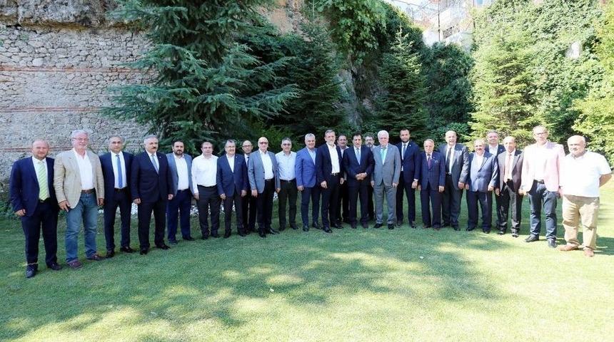 İş D&uuml;nyası Bursaspor İ&ccedil;in Kenetlendi