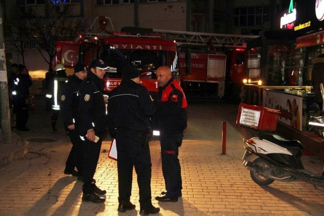 Isparta&rsquo;ya &Ccedil;alışmaya Gelen Ailenin Kaldığı Otel Odasında Yangın &Ccedil;ıktı