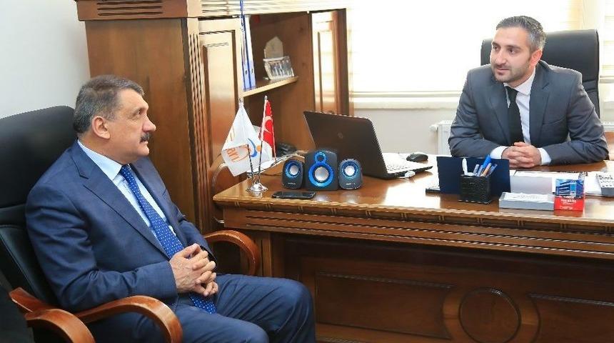 Battalgazi Belediye Başkanı G&uuml;rkan, &ldquo;&uuml;lkenin Geleceği Gen&ccedil;lerin Elinde&rdquo;