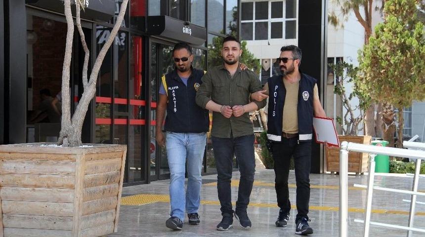 Alanya’da Aranan 2 Şüpheli Yakalandı