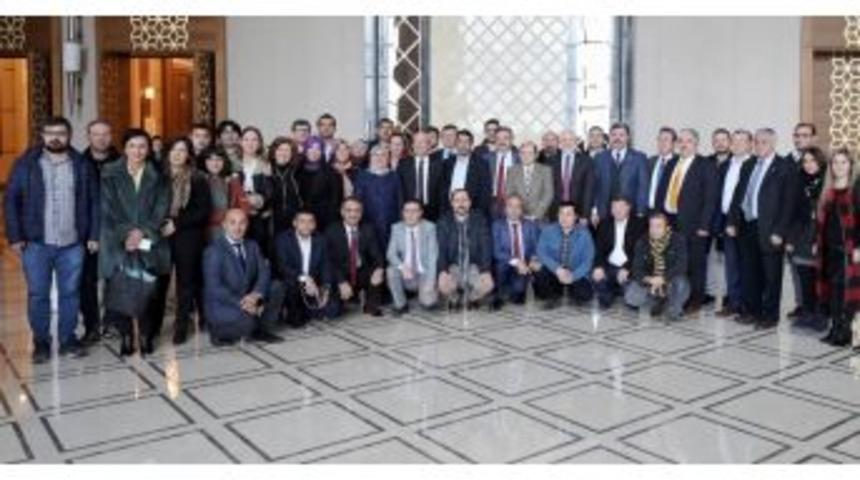 Başkan &Ccedil;oban&rsquo;dan, 10 Ocak &Ccedil;alışan Gazeteciler G&uuml;n&uuml;&rsquo;ne Erken Kutlama