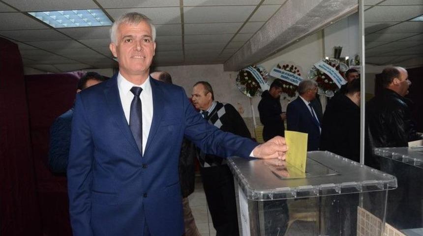 Akhisar Madeni Sanatkarlarda 4&rsquo;&uuml;nc&uuml; Kez Osman &Ccedil;akar G&uuml;ven Tazeledi