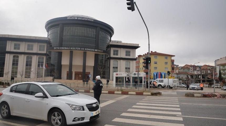 Polisevi İle Kültür Ve Kongre Merkezi Kavşakları Trafiğe Açıldı