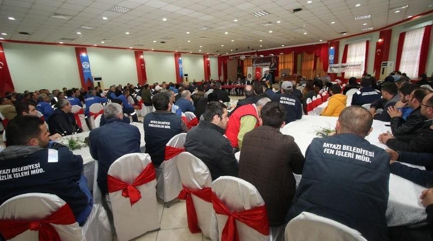 Akyazı Belediyesi İş&ccedil;i Toplantısı Ger&ccedil;ekleştirildi