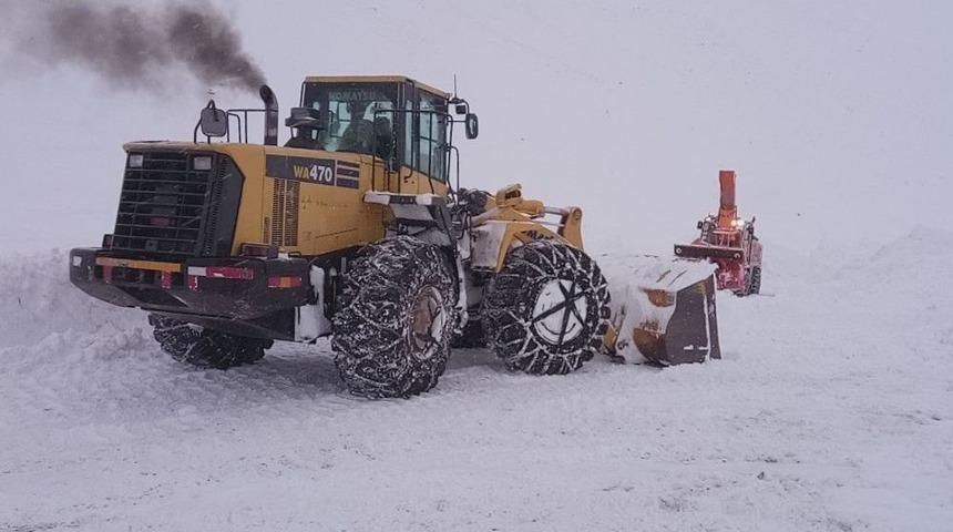 Van-bah&ccedil;esaray Yolu Ulaşıma A&ccedil;ıldı