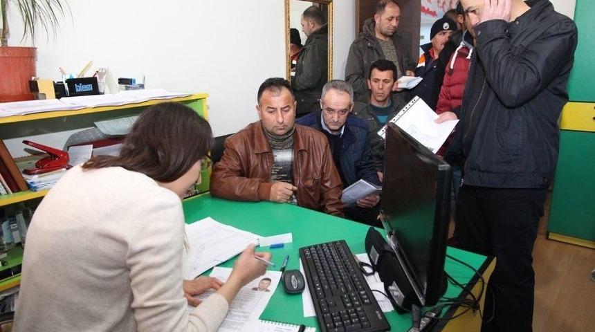 Sungurlu’da Taşeron İşçiler Kadro İçin Kuyrukta