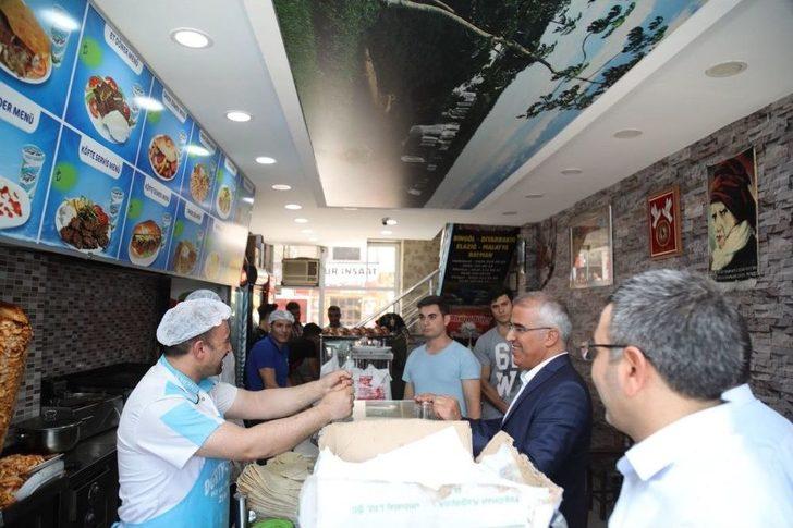 Başkan Barakazi, Esnafın Taleplerini Dinledi G3