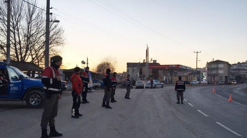 İznik Jandarma Timlerinden Huzur Uygulaması