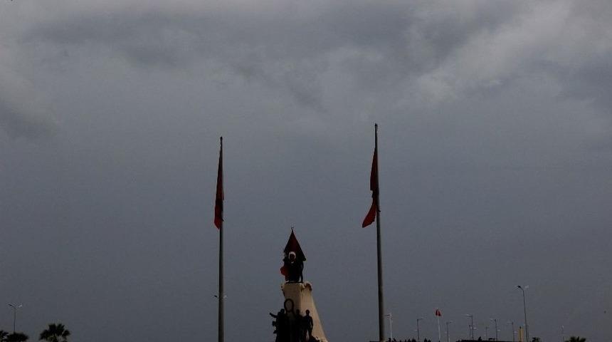 Meteoroloji&rsquo;den Yağış Ve Fırtına Uyarısı