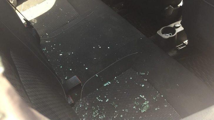 Önce Lastiği Patlattılar, Sonra 100 Bin Lirayı Çalıp Kaçtılar G3