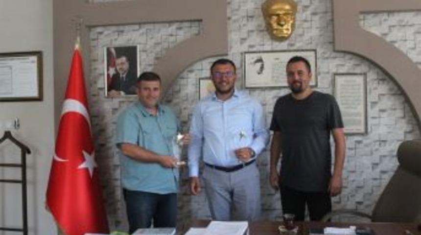 Başkan Yavaş&rsquo;a Teşekk&uuml;r Plaketi