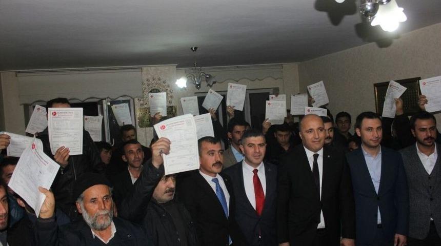 Kahramanmaraş&rsquo;ta Mhp&rsquo;ye 200 Kişi Katıldı