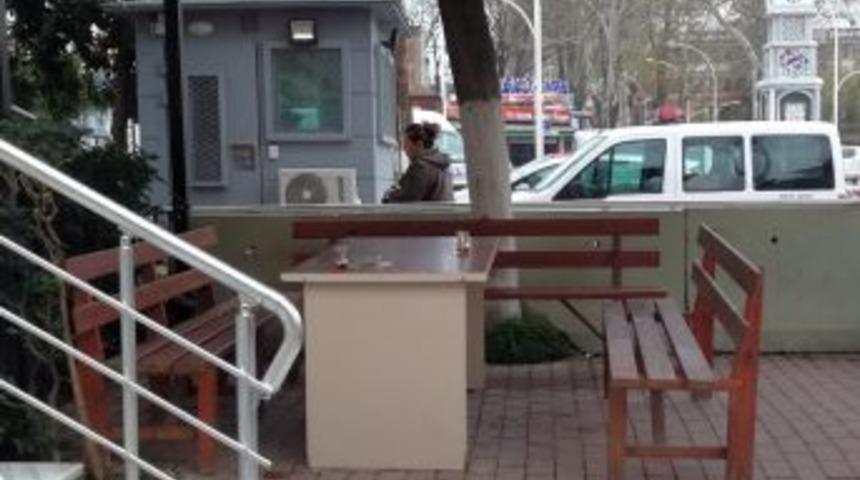 Tartıştığı Eşinin Y&uuml;z&uuml;ne Biber Gazı Sıktı