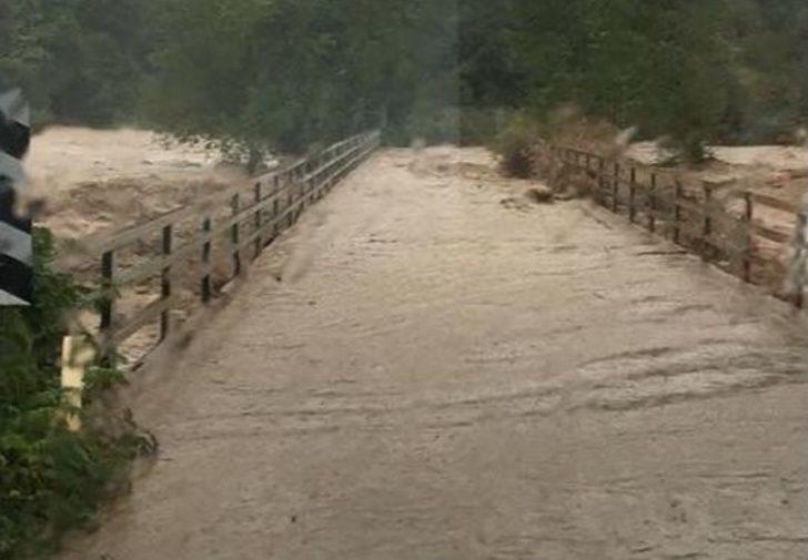 Ordu’da Sel Suları Köprüyü Yıktı, Mahsur Kalanlar Var G1