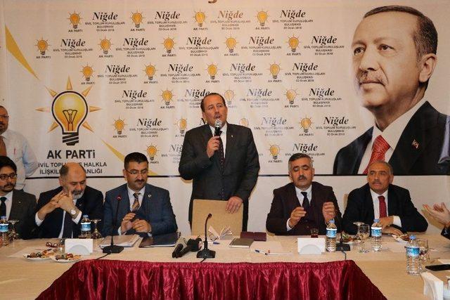 Ak Parti Genel Başkan Yardımcısı Karacan, Stk’larla Bir Araya Geldi
