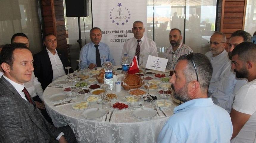 Başkan Ay Tümsiad Toplantısına Katıldı