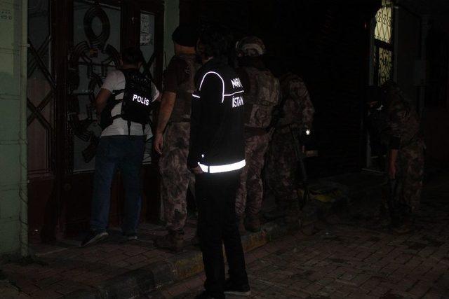 İstanbul Polisinin Uyuşturucuyla Mücadelesi Sürüyor