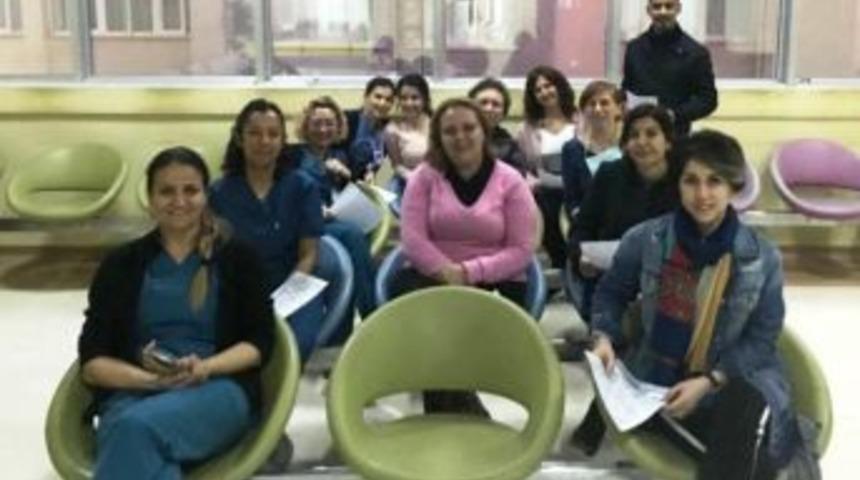 Servis Hastaları Ve Personel Koroda Buluştu