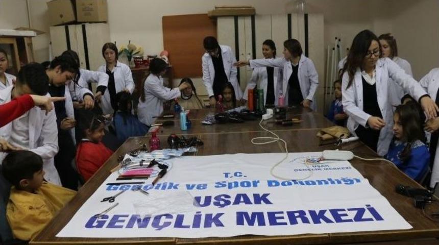 G&uuml;zellik Ve Sa&ccedil; Bakım Hizmetleri &Ouml;ğrencileri Miniklerle Buluştu