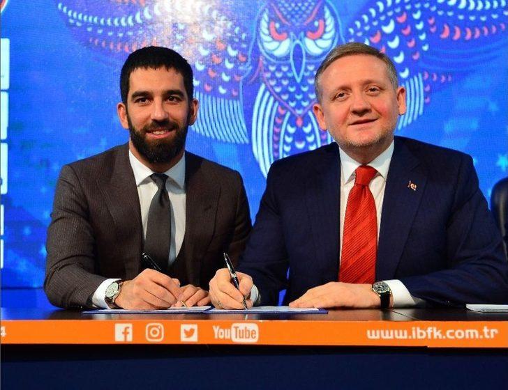 Arda Turan Resmen Başakşehir’de G1