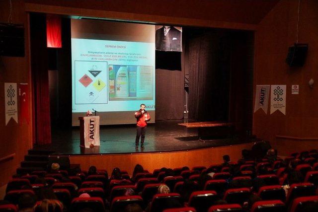 Aydın’da Afet Bilinçlendirme Semineri Düzenlendi